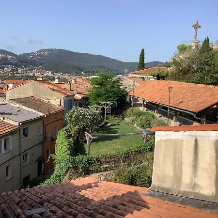 Apartment Les Amoureux Du Vieux Lavoir T3 Medieval Hyeres