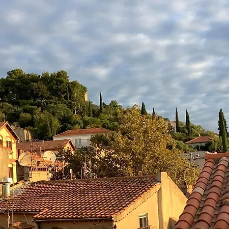 Appartement Les Amoureux Du Vieux Lavoir T3 Médiéval *